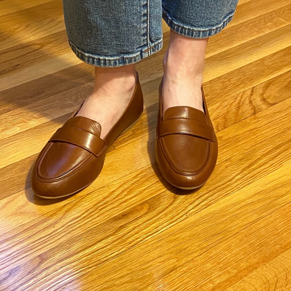 NEW Women’s Miz Mooz Ken Leather Loafers, Color Brandy, Size 38.
